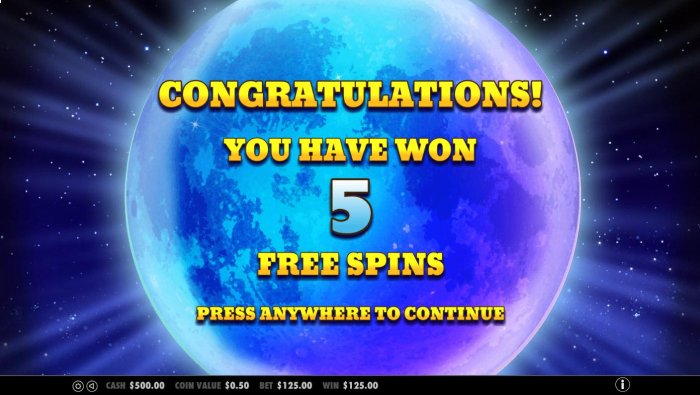 All Online Pokies - 5 Free Spins awarded with giant symbols covering reels 2, 3 and 4.